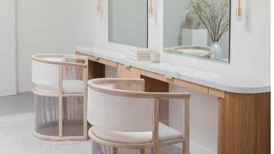 Artisanat sur mesure pour un salon de coiffure élégant