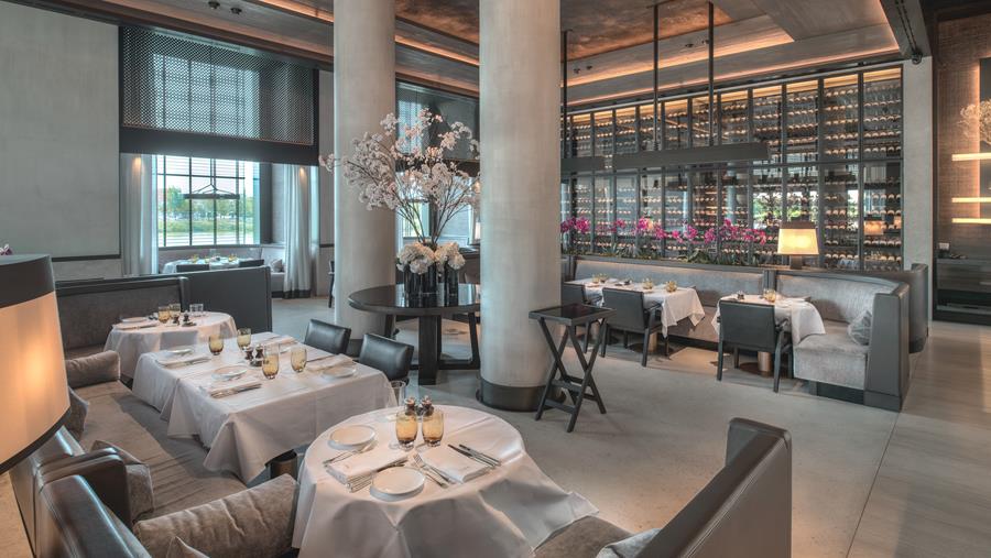 Le restaurant cinq étoiles La Réserve fait peau neuve